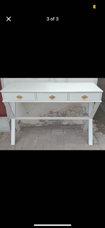 Console table