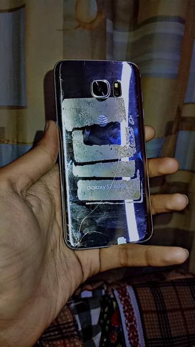 Samsung S7 edge maslak kuchh Nahin hai bus panel per line hai price