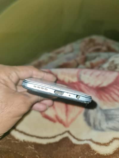 infinx note 12 8+8gb. 128gb