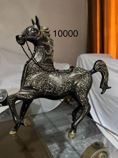 Home decor tray lamp clock horse antique pieces and imported