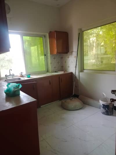 G-9/1 triple story house