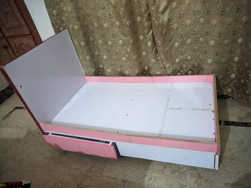 bed for sell 0