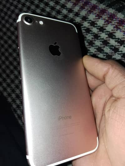iphone 7 used but condictaion 10/10 all ok