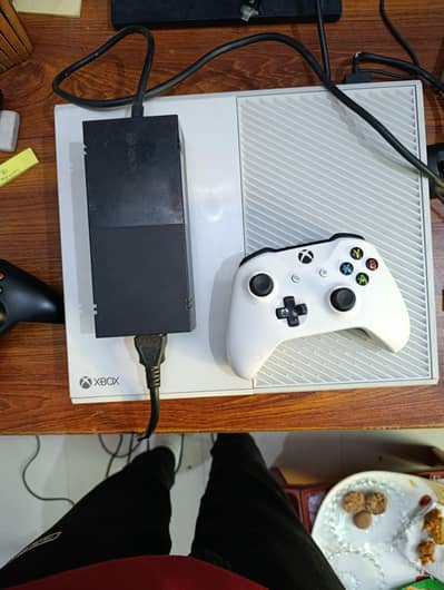 New Like Xbox One 500gb