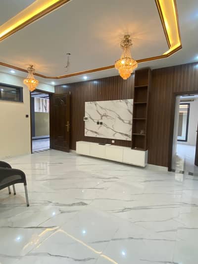 2 Kanal Beautiful House on Excellent Location 8 Bedrooms 2DD Servant room