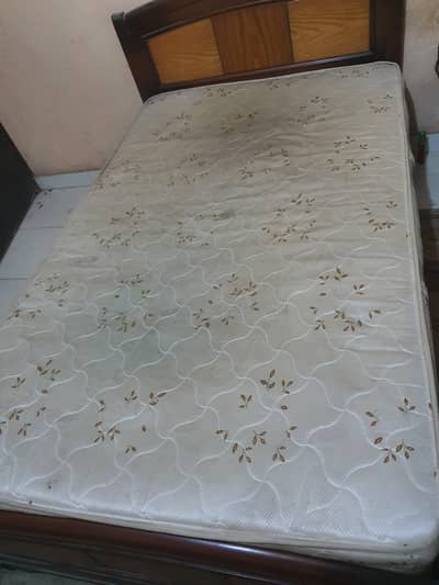 single full size bed with mattress