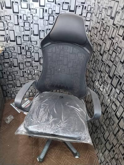 Table chair new condition