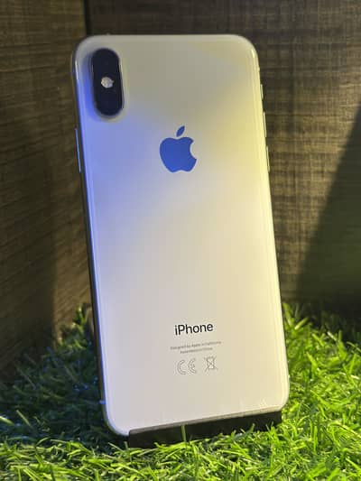 iPhone XS 64GB Non PTA 77% health | All OK | battery message only