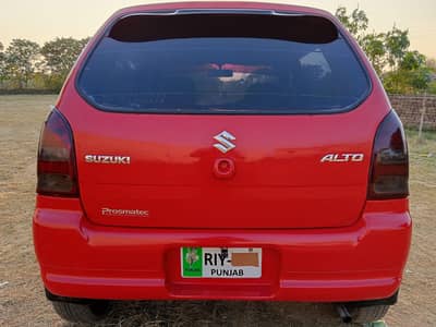 suzuki alto 2001 model originl red color non accident ganiun condition