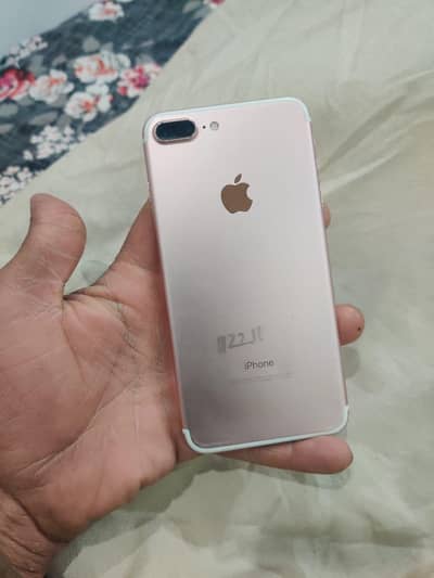 iphone 7 plus 32gb pta aproved sale exchange 03013758993