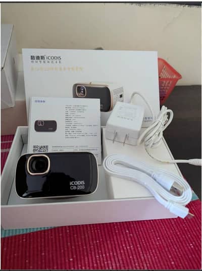 CB200  android rechargeable projector DLP full 4k hd