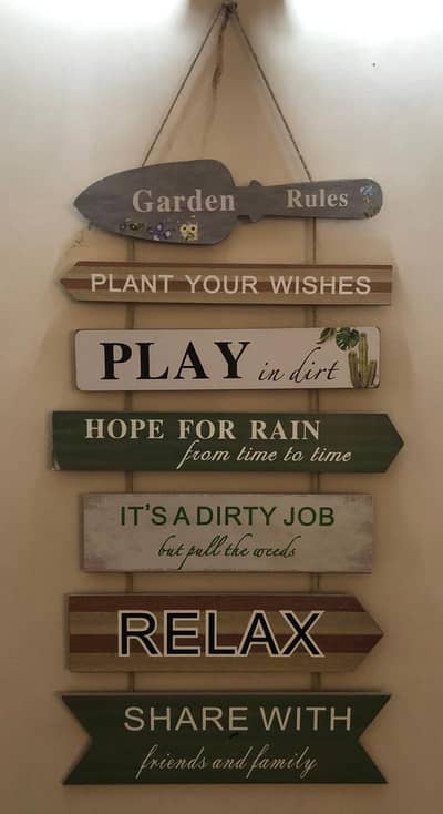 Motivational wall hanging