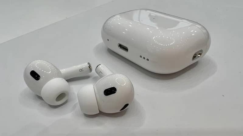 New AirPods Pro 2 Piano White Earbuds For all Mobiles (Stock Clearence Sale)