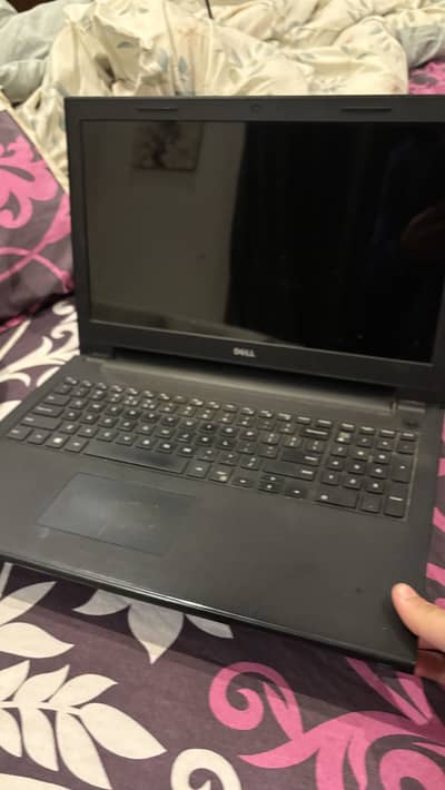 Dell Inspiron 15 core i3  with original charger