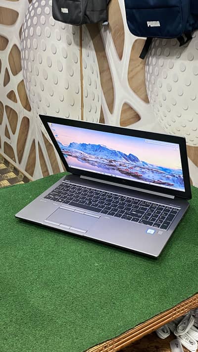 hp zbook 15 g5 i7 8th generation H 4gb dedicated graphics card laptop