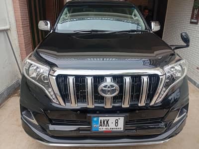 TX Prado land cruiser model 2014 1st owner
