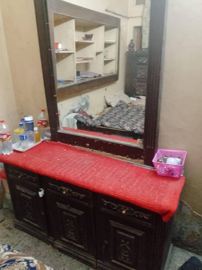 dressing table 5