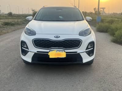 Kia FWD 2023 1st owner only 30k drive