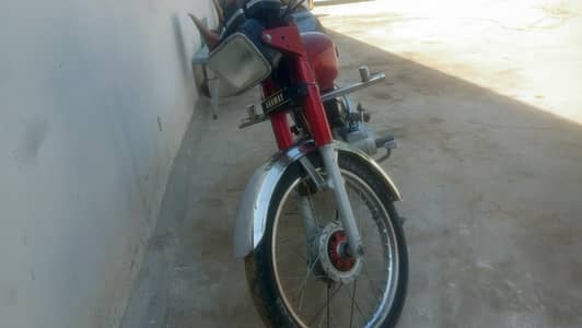 Yamaha 2 stroke 100 cc total original
