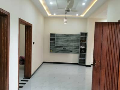 E-18 Health Enclave Islamabad 5 Marla Brand New House