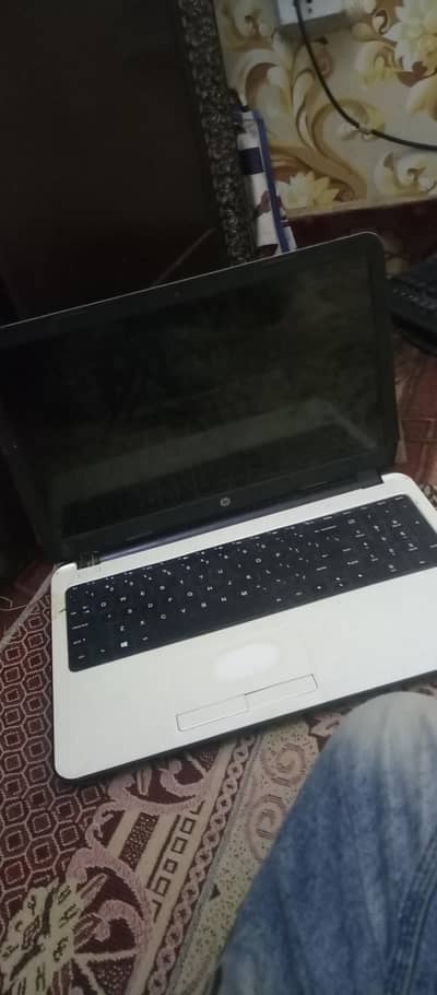 HP laptop core i3 4th Generation