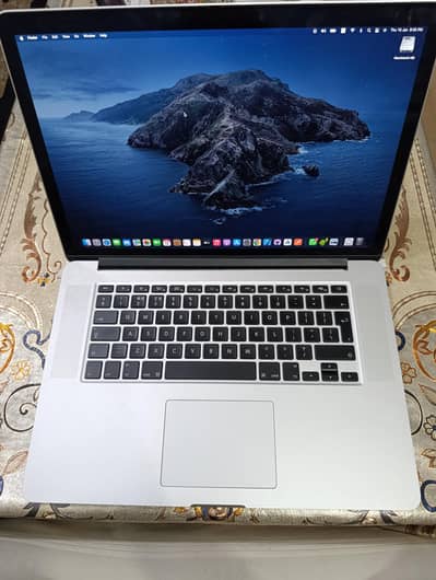 Apple MacBook Pro Mid 2015, 15-inch, 16gb Ram, 256gb SSD