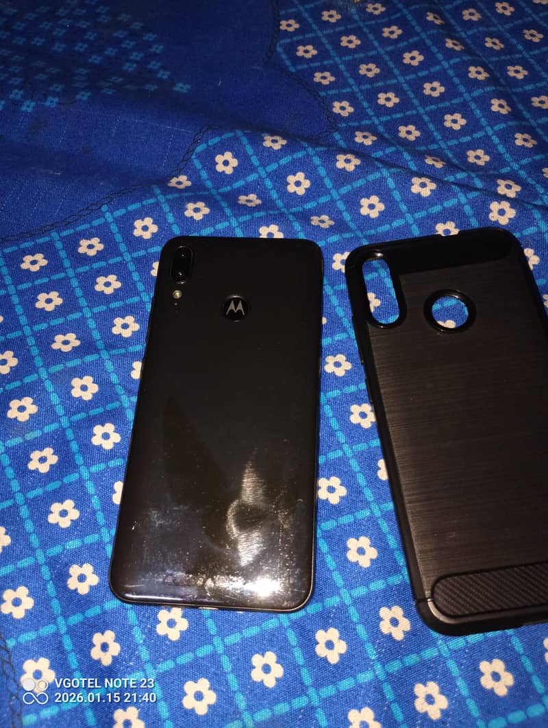 Moto E6 0
