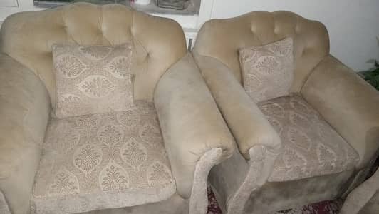 5 seater Sofa for urgent sale