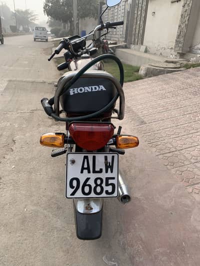 Honda 70 2022 model  03346589202