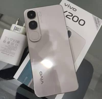 Vivo y200 8+8/256 complete box urgent sale connect wtp no
