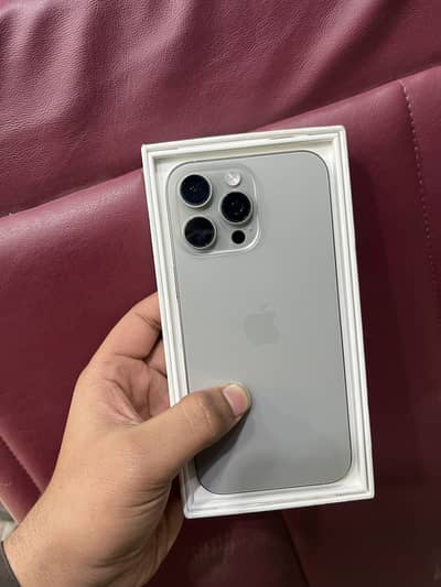 iPhone 16 pro max non pta factory unlock 256GB