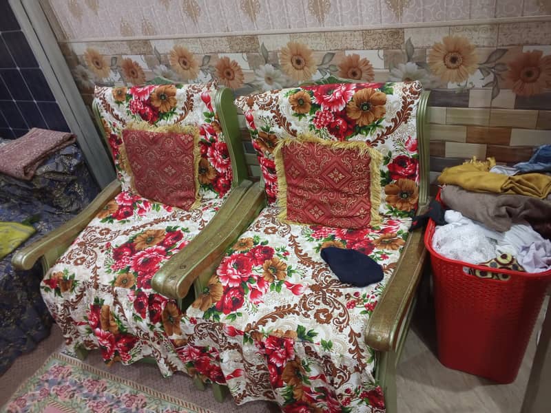 complete bed set . 6