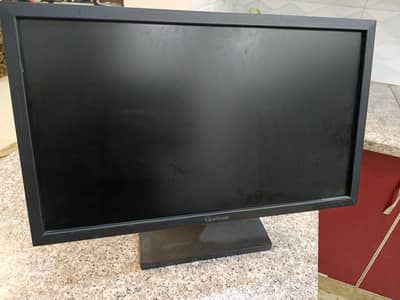 Dell/Hp Computers with 22" monitor. i5-7th, 8 gb ram, 256 gb ssd.