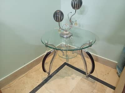 TEA TROLLEY AND 2 SMALL TABLES