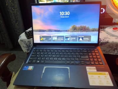 Asus VivoBook X1504VA | Core i7 13th Gen | 16GB RAM | Like New