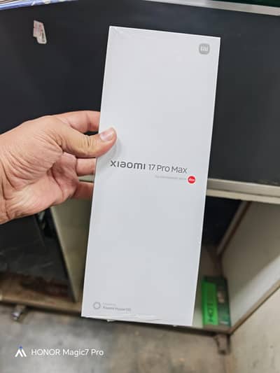 Xiaomi 17 Pro Max Green