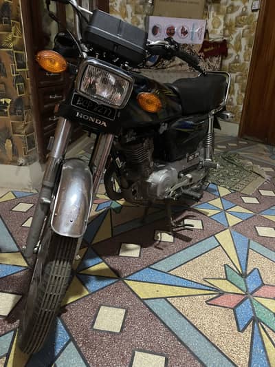 Honda 125 26 sticker 25 model Applied for