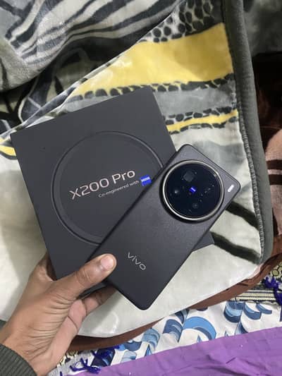 Vivo X200 pro 16 gb 512gb PTA APPROVED OFFICIAL