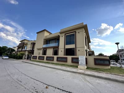 Brand New Designer House 13 Marla Corner House For Sale