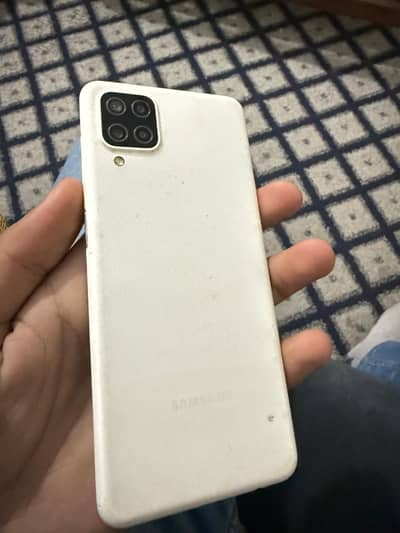 Samsung A12