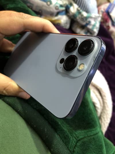 Iphone 13 promax128 GB/ 98% battry