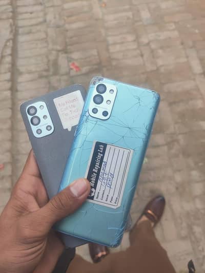 OnePlus 9r dual right side Wala phone ha