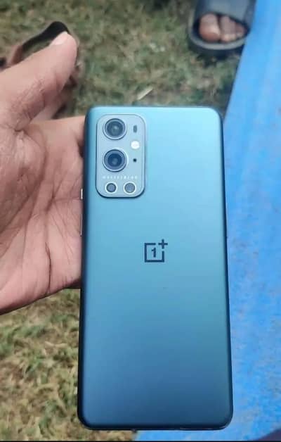 OnePlus 9 pro  dual sim pta