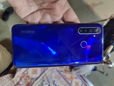 Relme 5 pro 8. . . 128 with bok and original daptar just galas barek