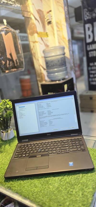 Latitude 5550 2gb Graphic card