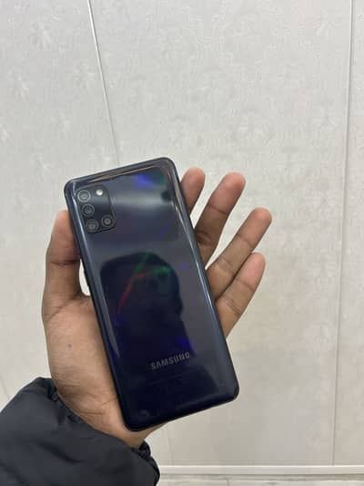 Samsung A31 storage 4/128