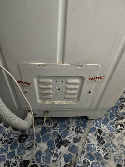 Selling my Washing Machine just like new