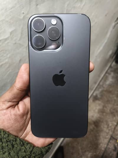 15 pro Max 256 GB jv