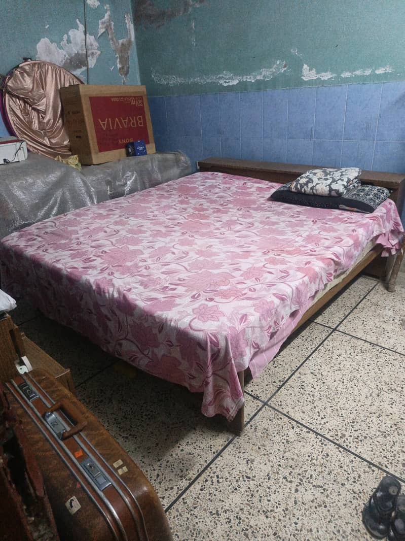 Sleeping bed 0