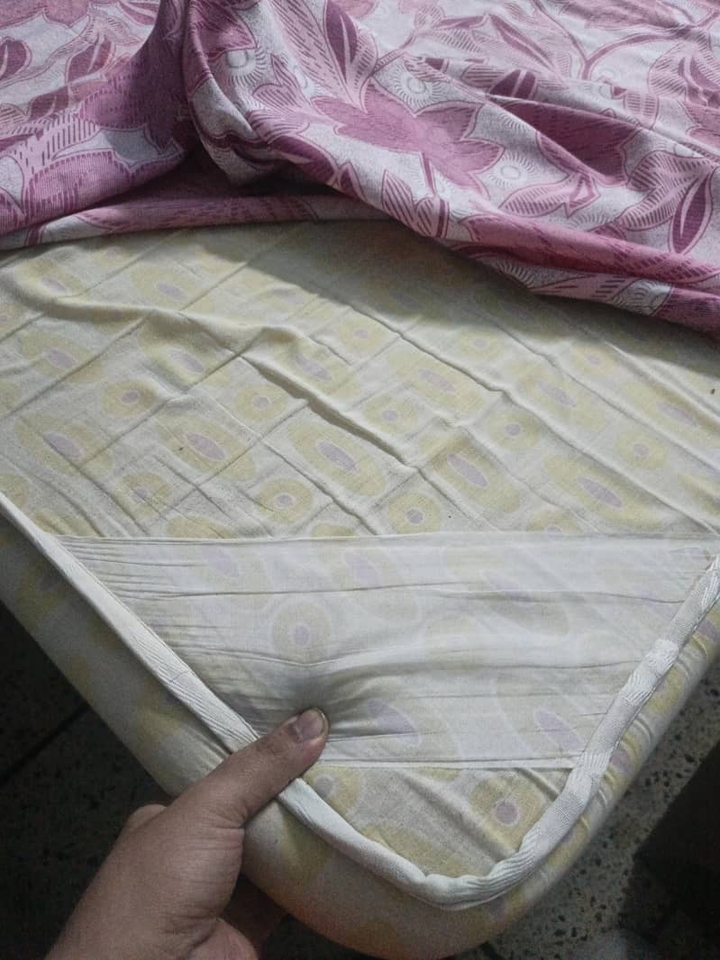 Sleeping bed 4